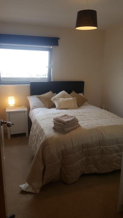Sky Night Serviced Apartments Cardiff Exteriör bild