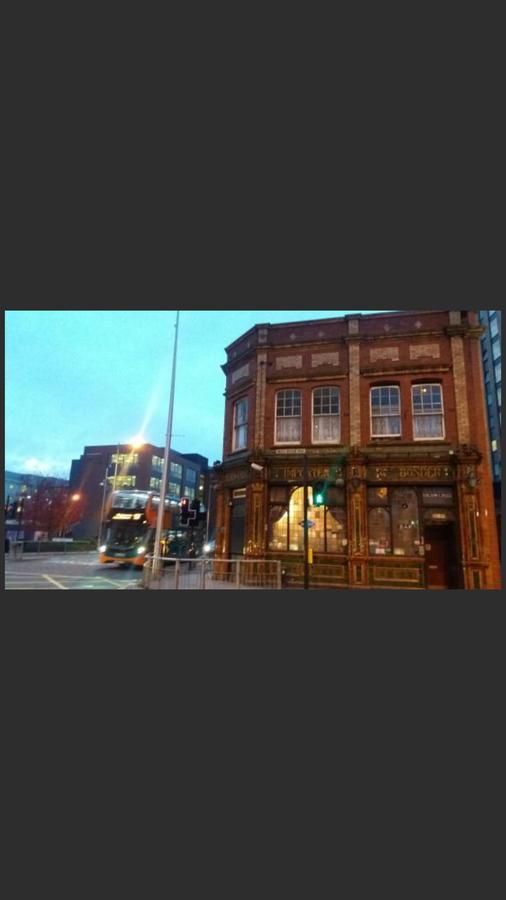 Sky Night Serviced Apartments Cardiff Exteriör bild