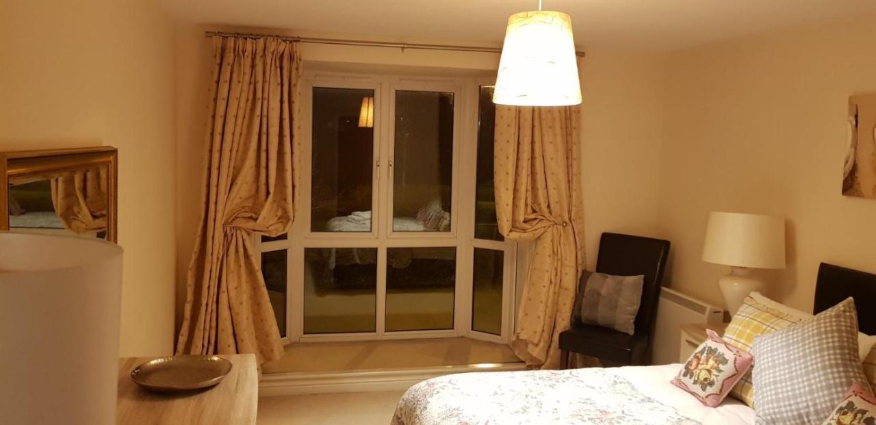 Sky Night Serviced Apartments Cardiff Exteriör bild